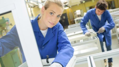 15. jóvenes carpintería